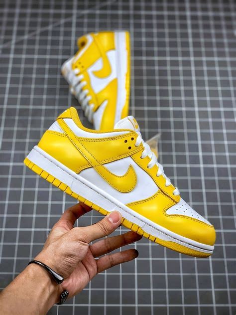 yellow nike dunks low